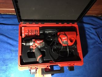 Brand NEW M12 Fuel Hammer Drill KIT in Pack-Out CASE! With battery & Charger.. ALL for 105 tomorrow (Sat).. check my weekend Milwaukee Deals! 💥💥👍