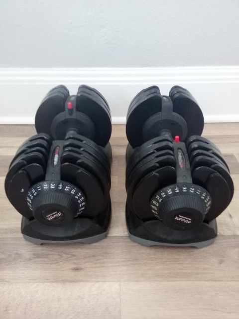 Dial Adjustable Dumbbells