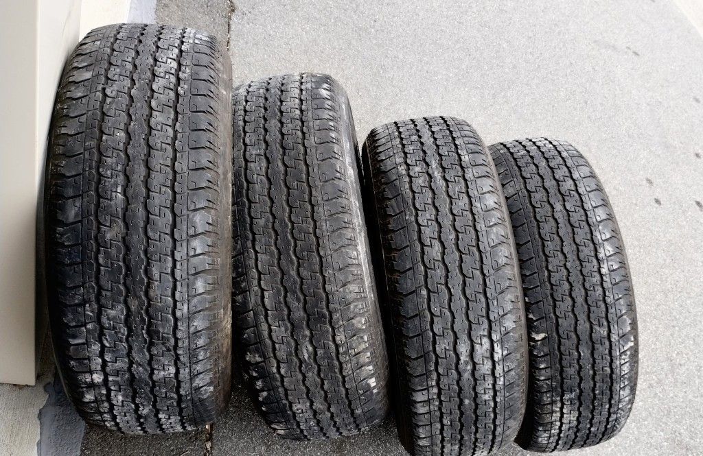 (4) Bridgestone Dueler 265/60/18