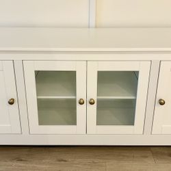 Bracamonte 52” White TV Stand / Media Console – Like New 