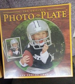 THE ORIGINAL PHOTO PLATE KIT (Put Favorite Photo On A Plate) - Gift Idea! -*NEW 