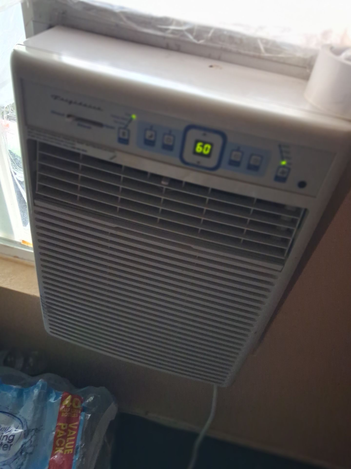 AC UNIT