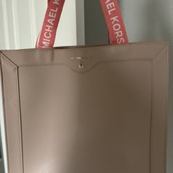 Brand new Michael Kors Tote