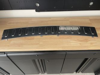 Mercedes Bumper Step Pad