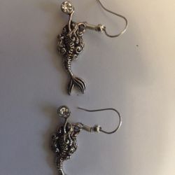 MERMAID EARRINGS  $7