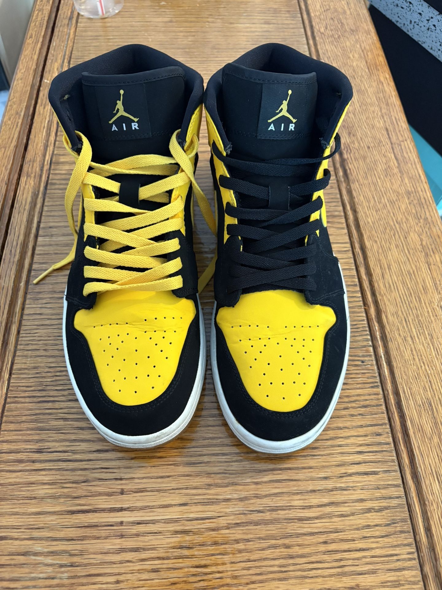 Jordan 1 Mid New Love 2017 Size 11.5 w/ Box