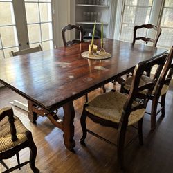 Dining Table And 5 Chairs 