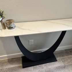 High End Entrance Marble Table 
