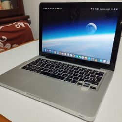 Apple MacBook Pro 13” display it5 Intel Processor 4GB RAM 500GB HDD STORAGE DRIVE $135 