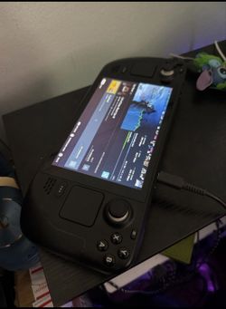 512gb Steam Deck with upgraded carrying case + Alienware i7 8th Gen gaming laptop with Alienware backpack