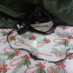 2021-24 Chrysler Pacifica Right Mirror W/Signal Light And Camera