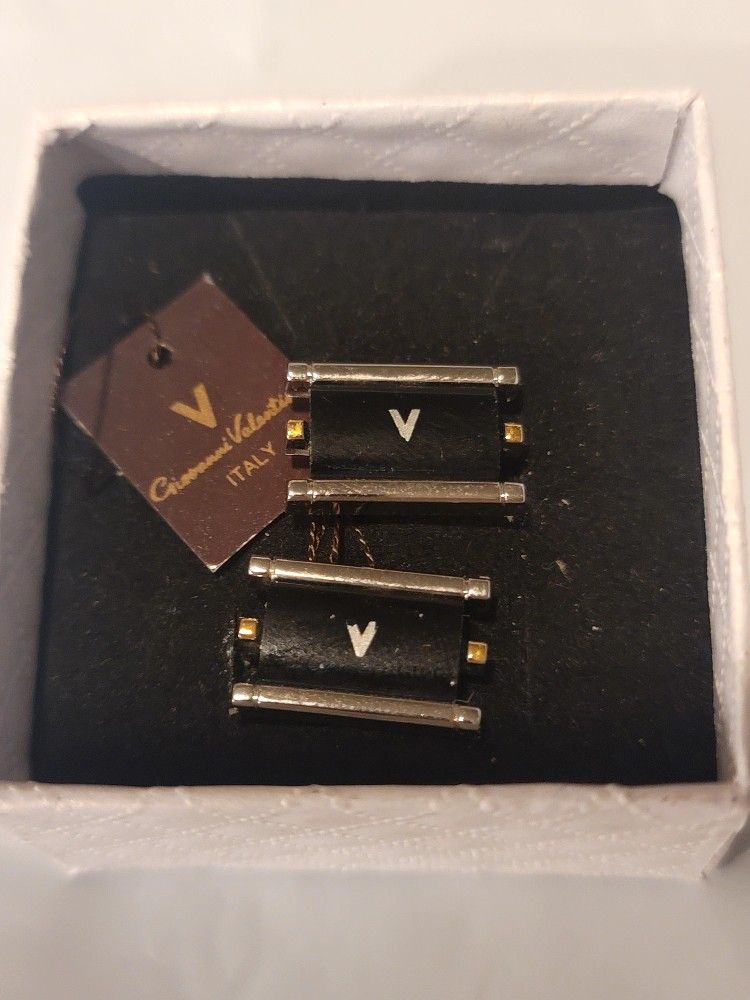 Giovanni Valentino Mens Cufflinks
