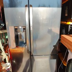 Refrigerator FREE 