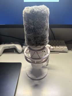 HyperX Quad cast White microphone