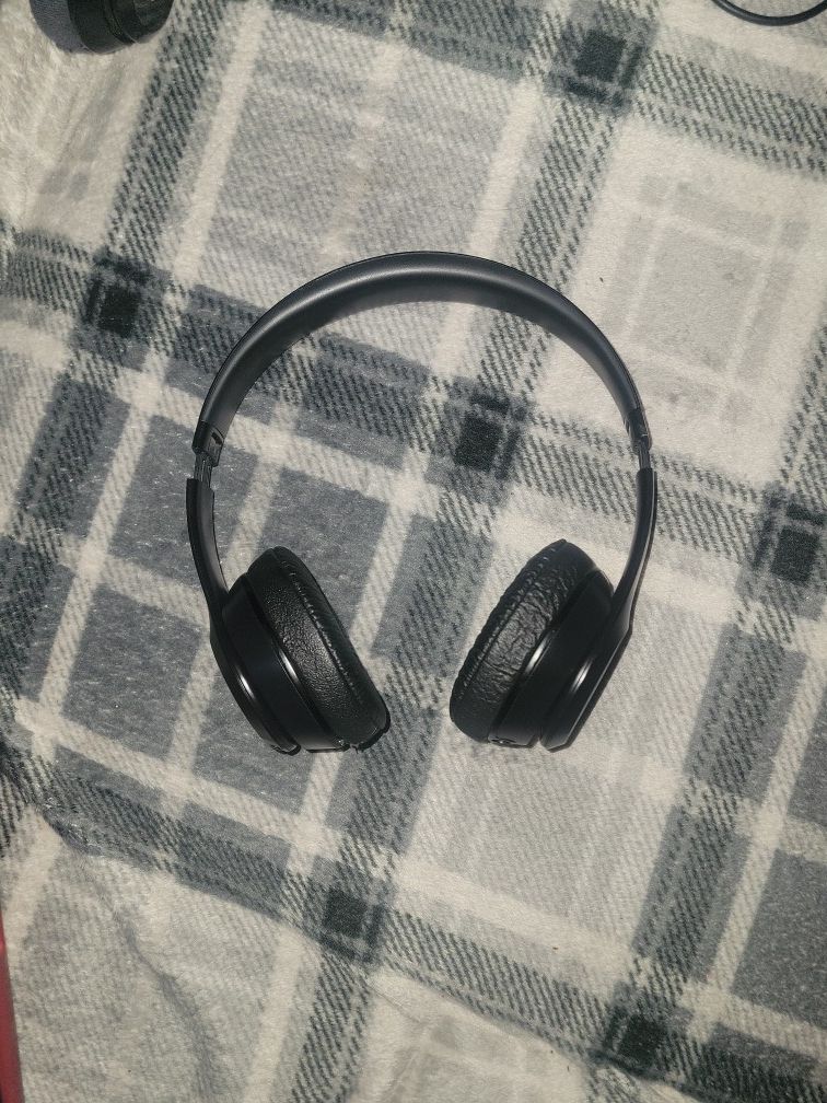 Beats Solos 3