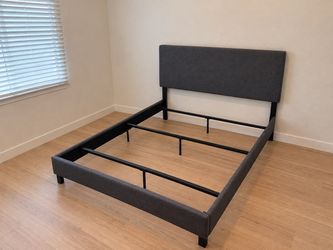 Full/Double Upholstered Bed Frame – Great Condition
