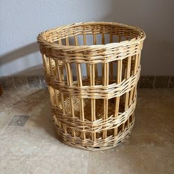 Boho Wicker Woven Basket Hamper Decorative Large 19”