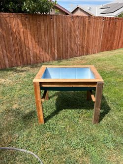 Multipurpose with resistant frame. They can be made 30-inch high or 15-inch short