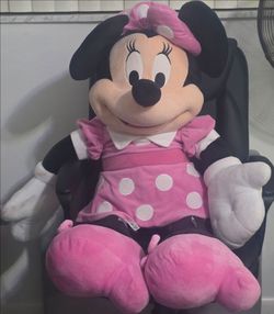 giant minnie mouse