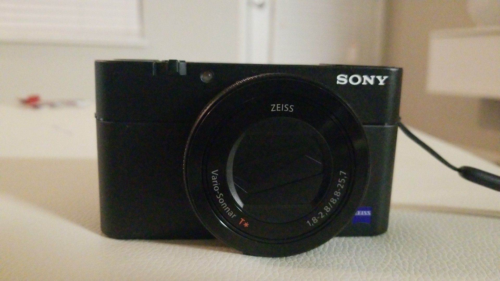 Sony Cyber-Shot DSc RX100 V 20.1 MP Digital Still Camera with 3" OLED, flip screen, WiFi and Sensor