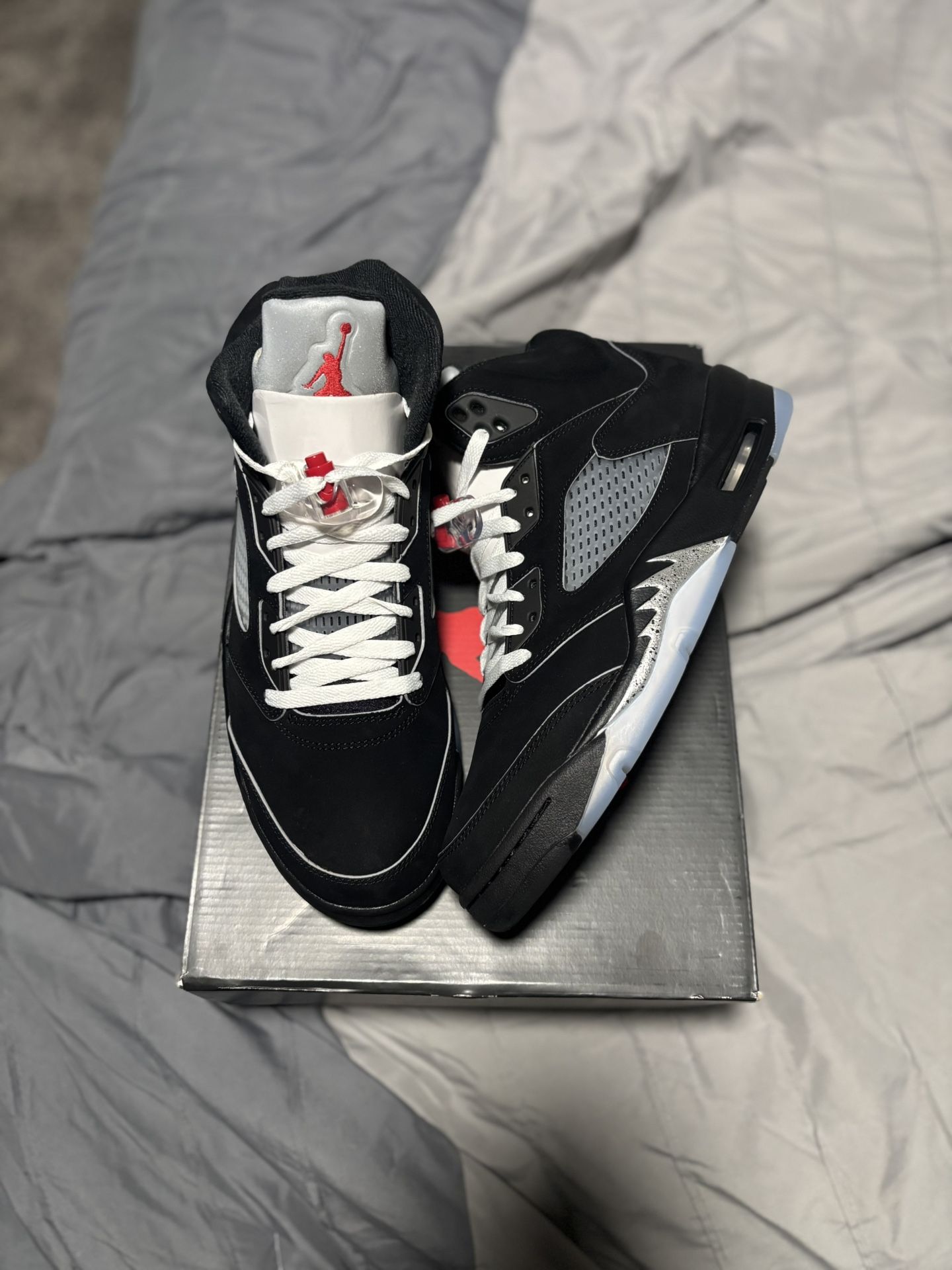 Jordan 5 Metallic