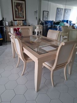 Wooden  dinner set