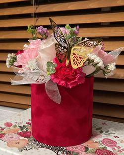 Mother’s Day Flower Arrangement 