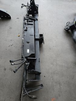 TOYOTA TUNDRA OEM TOW HITCH