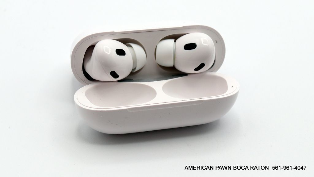 Apple AirPods Pro 2nd Gen with MagSafe Lightning Charging Case used Excellent cosmetic condition