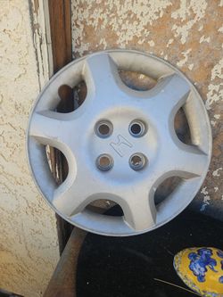 Honda civic hubcap