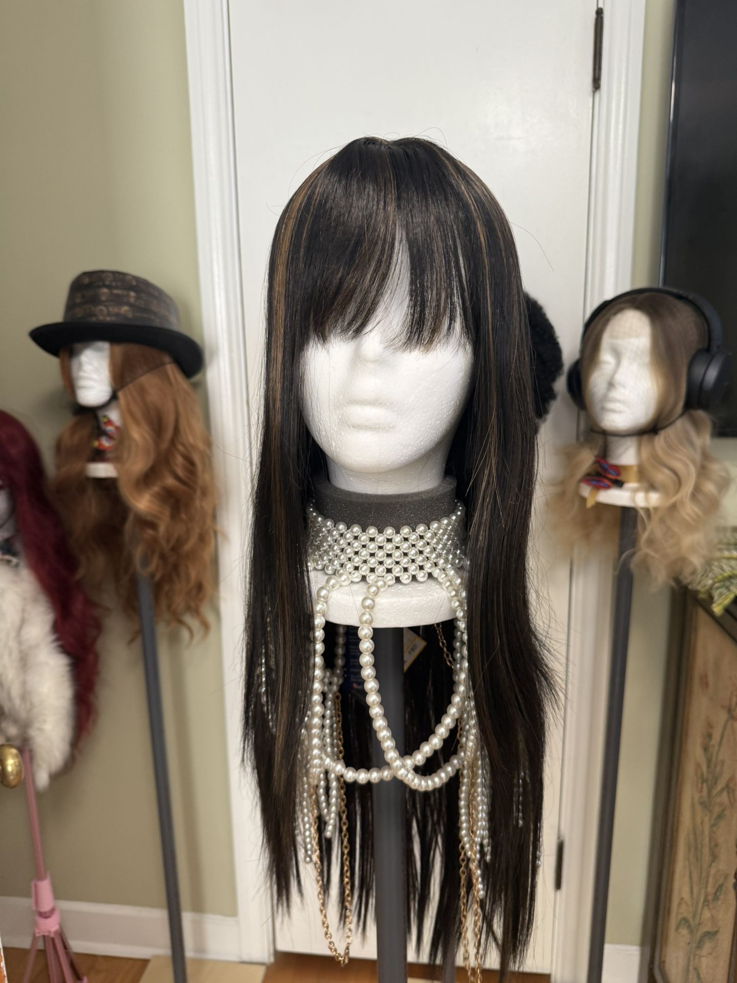 Wig/ Lucy Lou