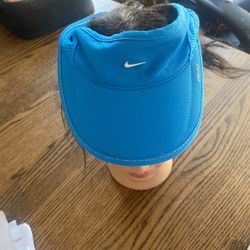 Nike Strapeback Featherlight Daybreak Fri-fit Blue Athletic Golf Hat Adj