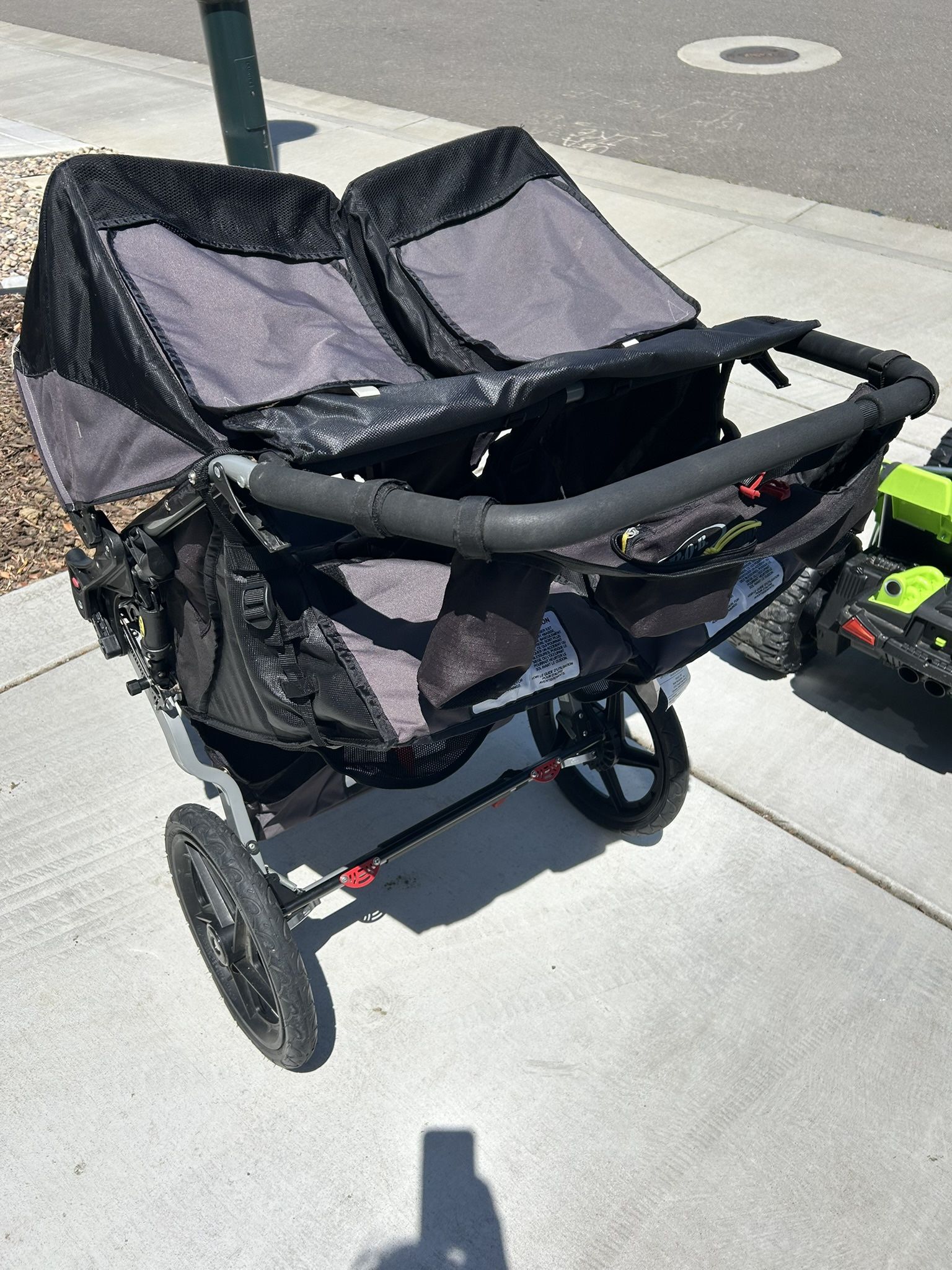 BOB Double Jogging Stroller