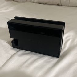 Nintendo home deck and charger