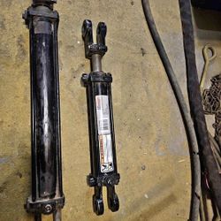 Hydraulic cylinders