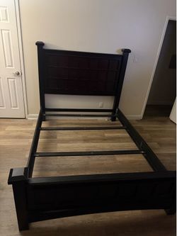 Bedroom set