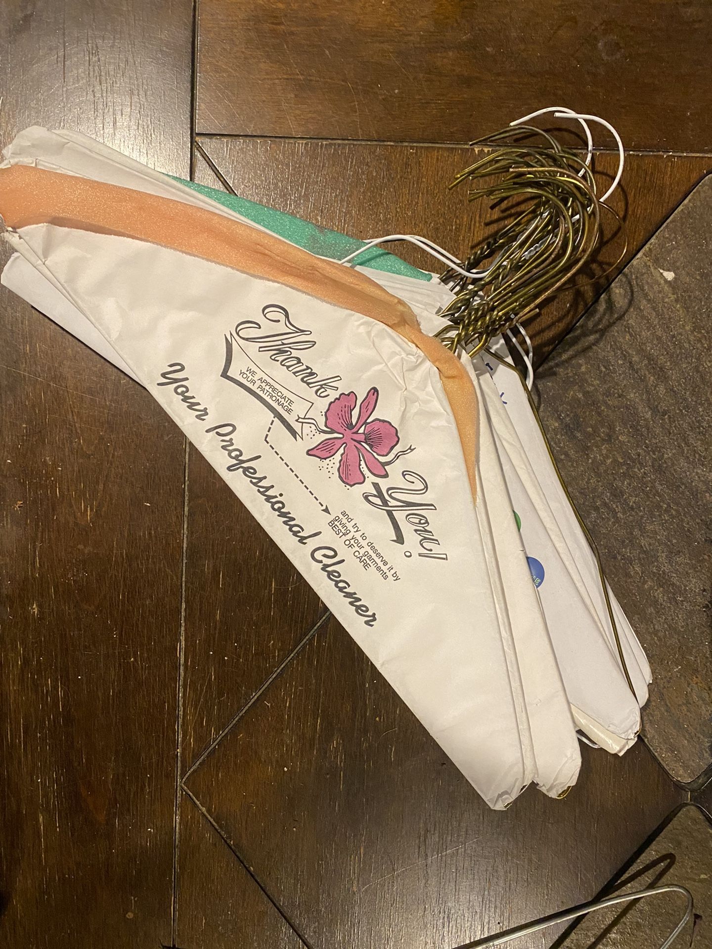 23 Dry Cleaning Hangers
