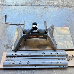 Curt 20k 5th Wheel With Universal Rails 