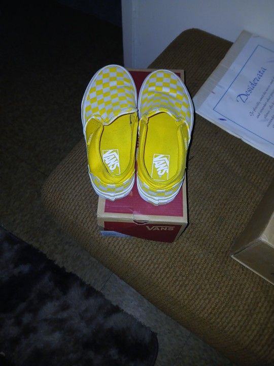 Yellow And White Vans