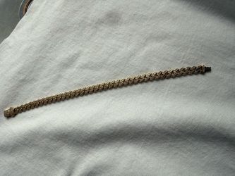 14k gold Cuban link bracelet