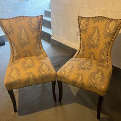 Dining Room Chair Set (2)