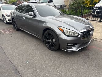 2017 Infiniti Q70L