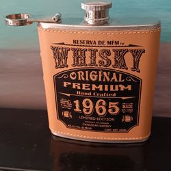 Vintage 1965 Reserva De MFM Canadian Whiskey Flask 