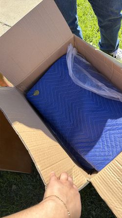 Moving blankets