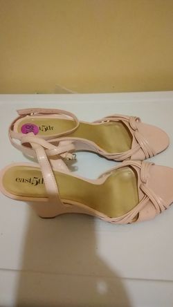 Sandal