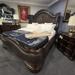 4 Pc King Bedroom Set 