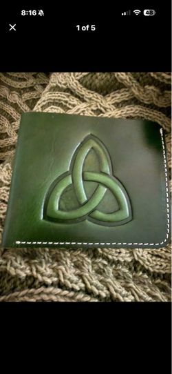 Green Leather Bifold Wallet Celtic Knot