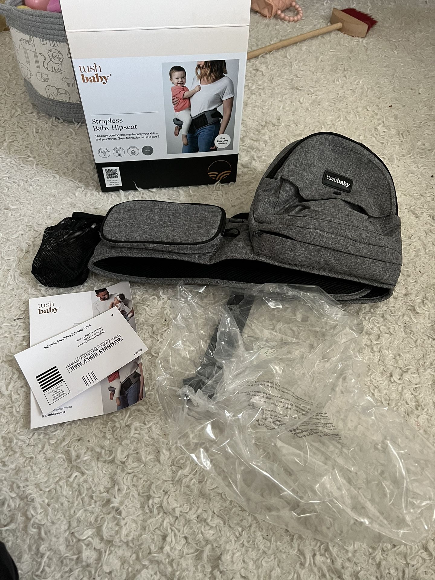 Tush Baby Strapless Baby Hipseat