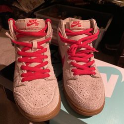 Nike Sb “Birch Hyper Reds” 2013 Like New.