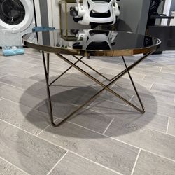 Valora Coffee table 